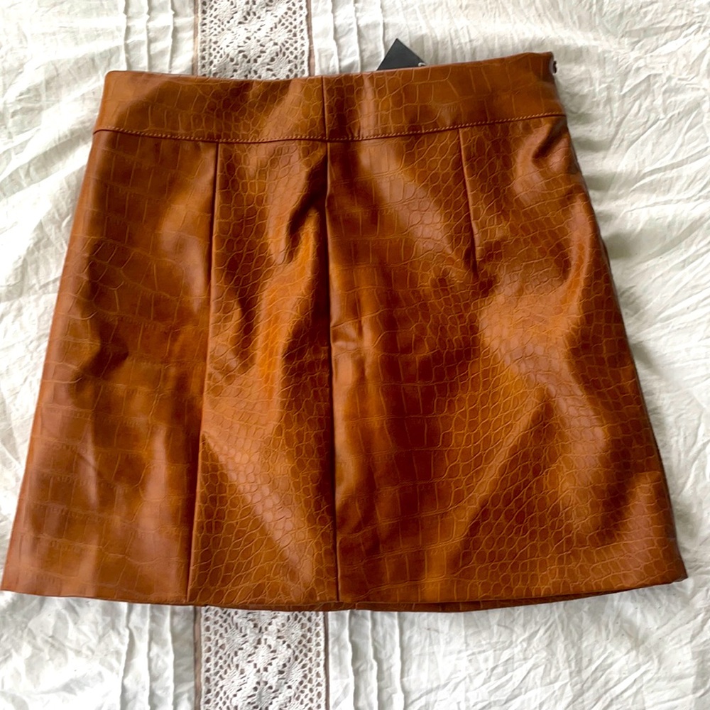 Skirt - short chest nut